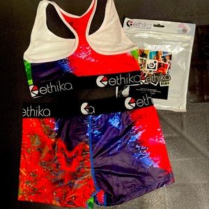 Women’s 2 piece bra/panty set